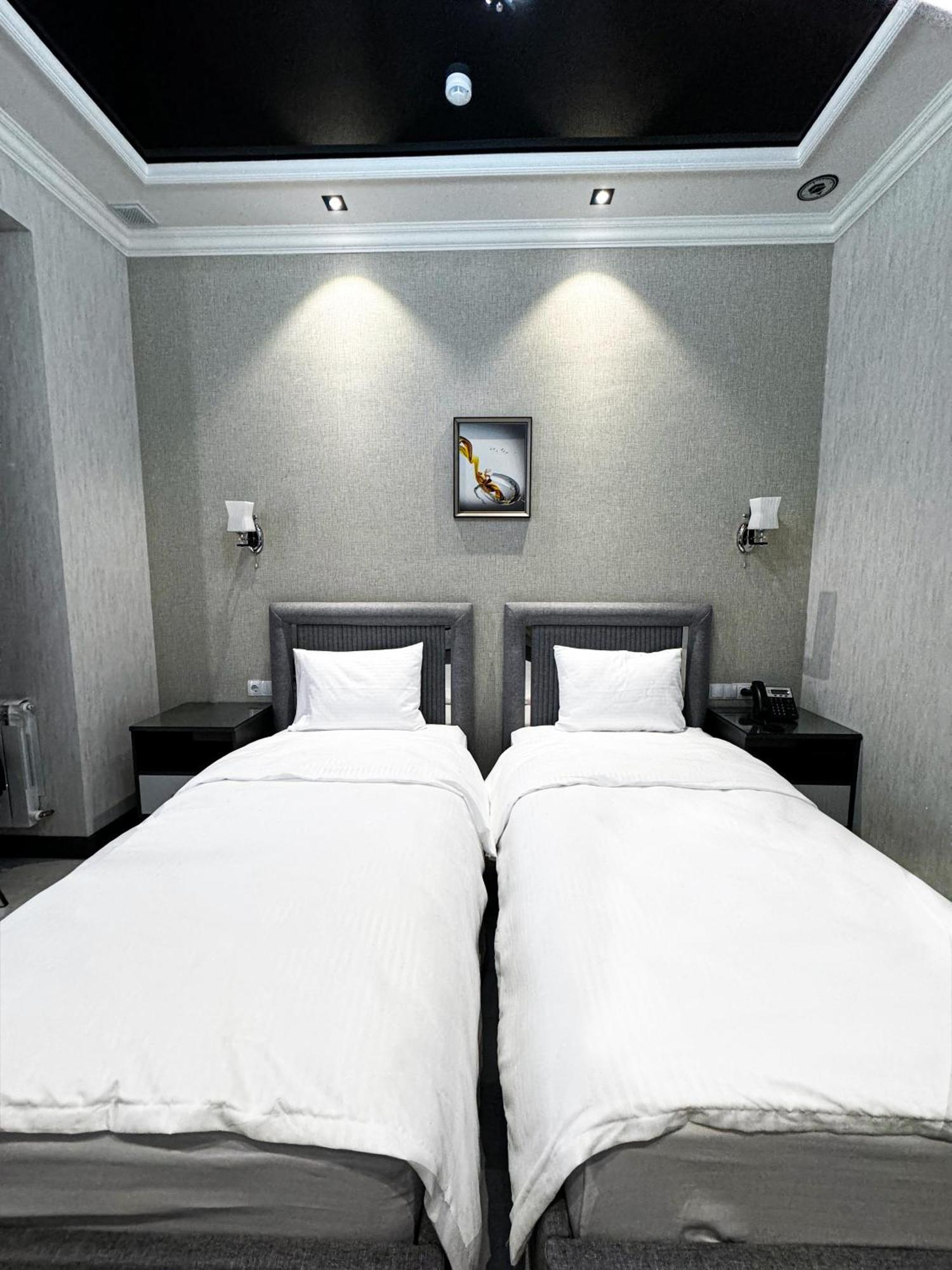 De Villa Hotel Szamarkand Kültér fotó