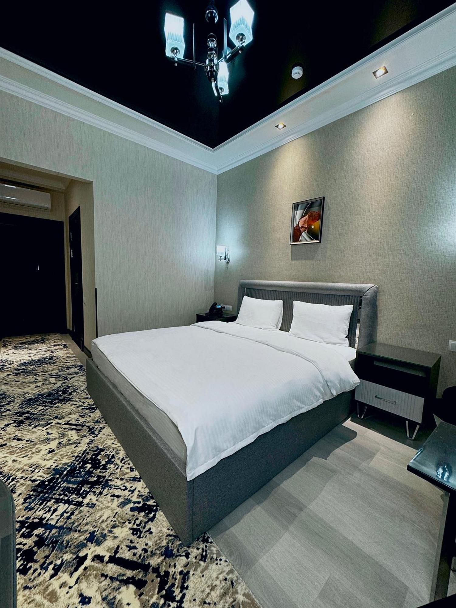 De Villa Hotel Szamarkand Kültér fotó